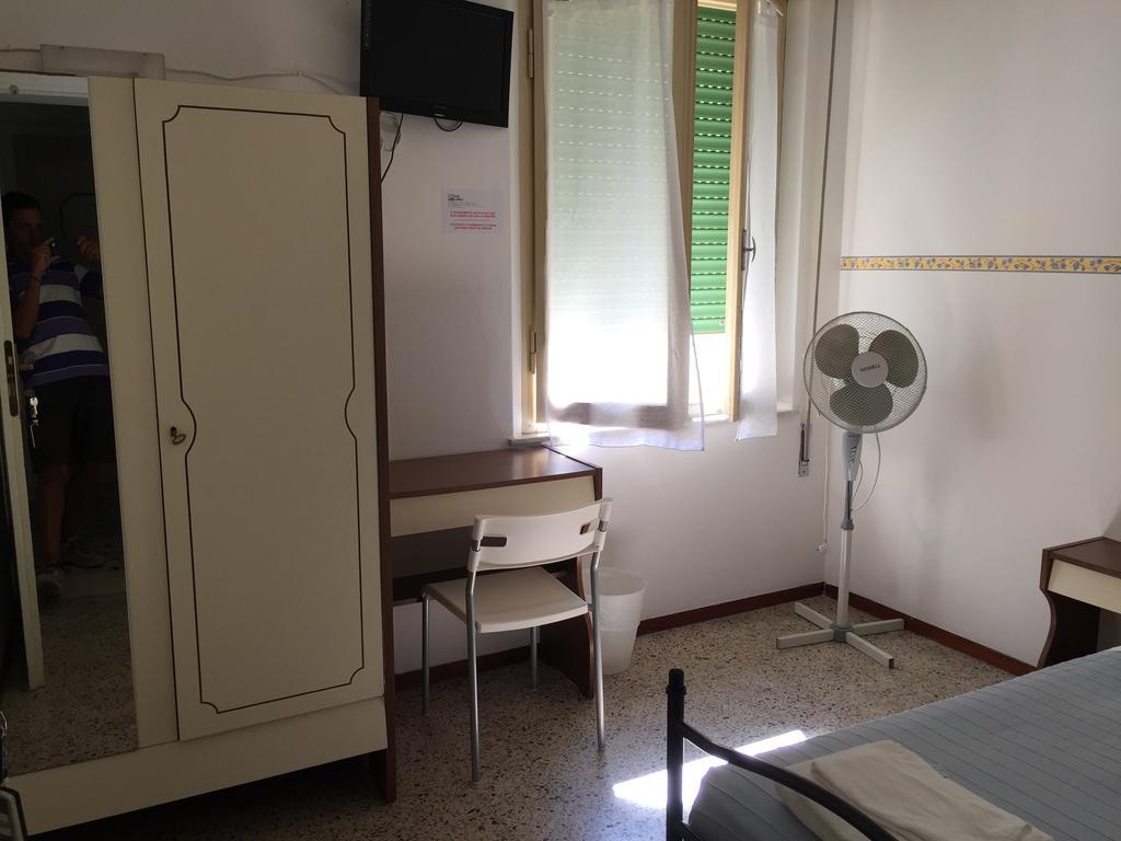 Hotel Zaghini Rimini Cameră foto